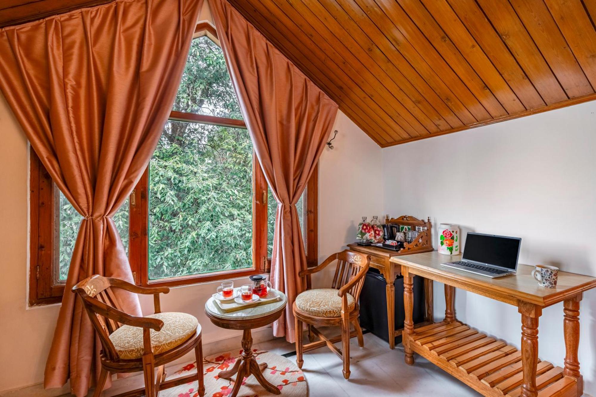 Alaya Stays Meridian Oak, Šimla Exteriér fotografie